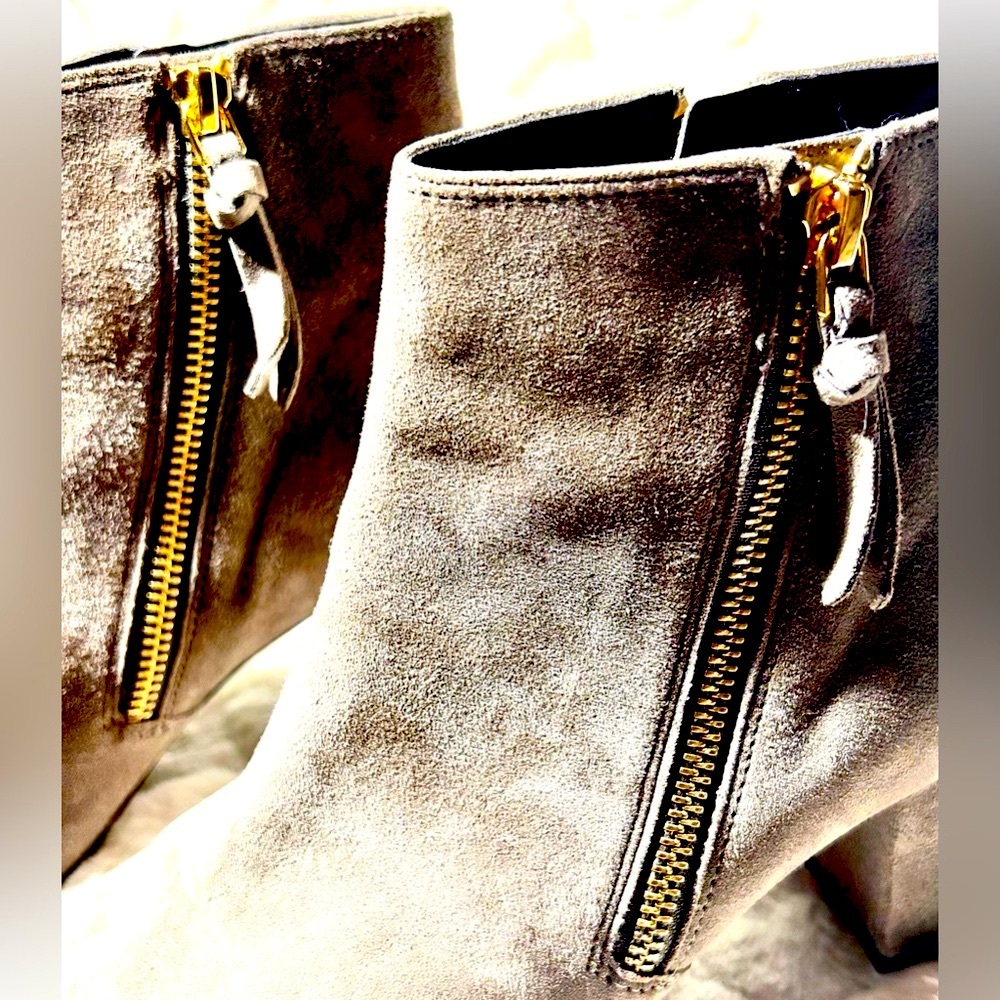 Cole Hahn Saylor Grand Taupe Tan chunky zipper ankle Booties size 7B - Picture 7 of 11